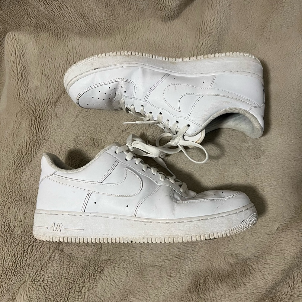 Nike Air Force 1 men’s size 11